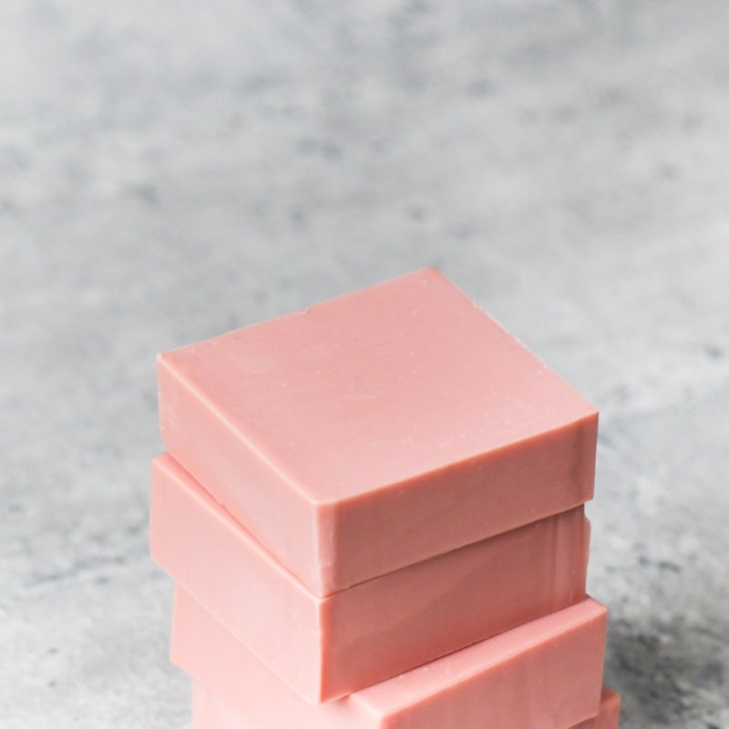 Pink Clay Soap - ครีมอาบน้ำ - วัสดุอื่นๆ สึชมพู