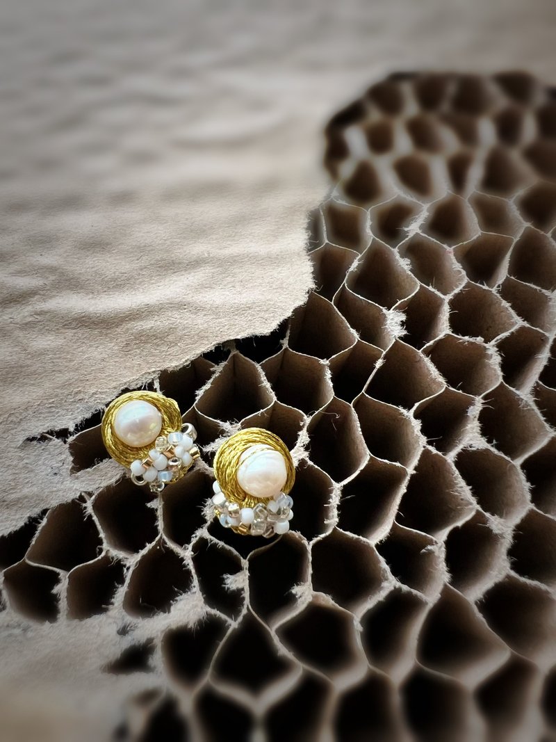 Freshwater Pearl Handwoven Earrings-Ready Stock - Earrings & Clip-ons - Other Materials Gold