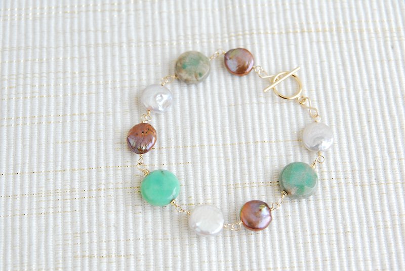 Coin-shaped pearl and stone bracelet Green chalcedony 14kgf - Bracelets - Gemstone Green