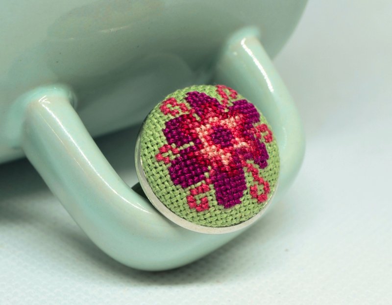 紫紅色花朵刺繡戒指十字繡舞會首飾為她手工製作的自然舞會聖誕禮 - 戒指 - 繡線 紫色
