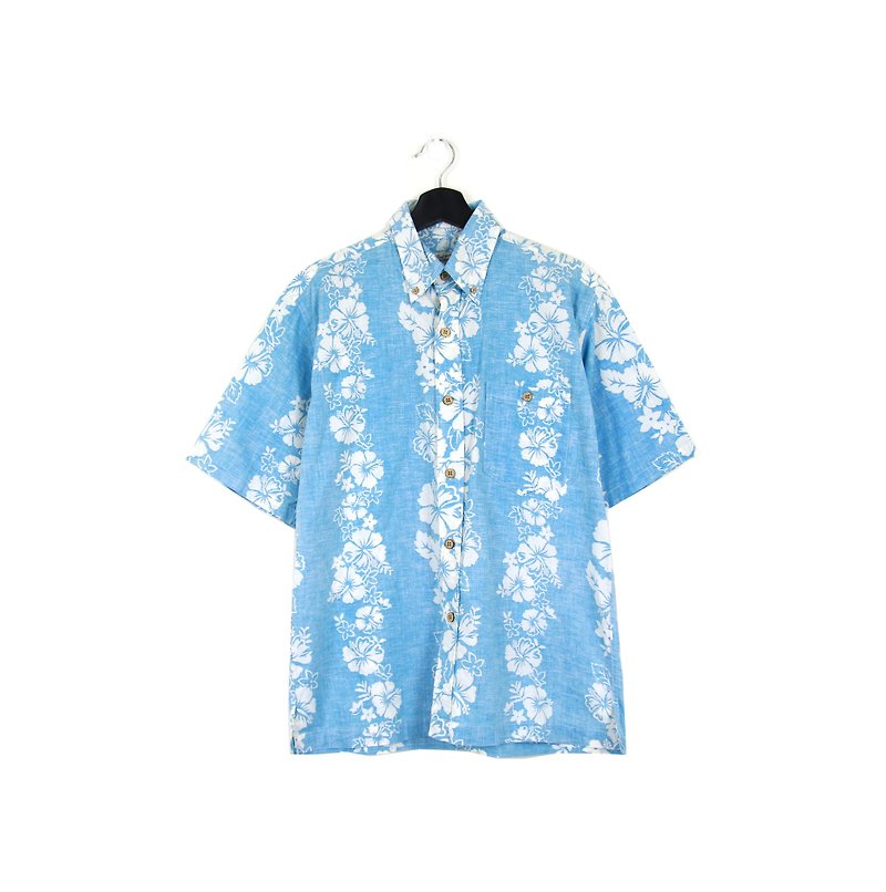 Back to Green :: light blue hibiscus // men and women can wear // vintage Hawaii Shirts (H-20) - Men's Shirts - Cotton & Hemp 