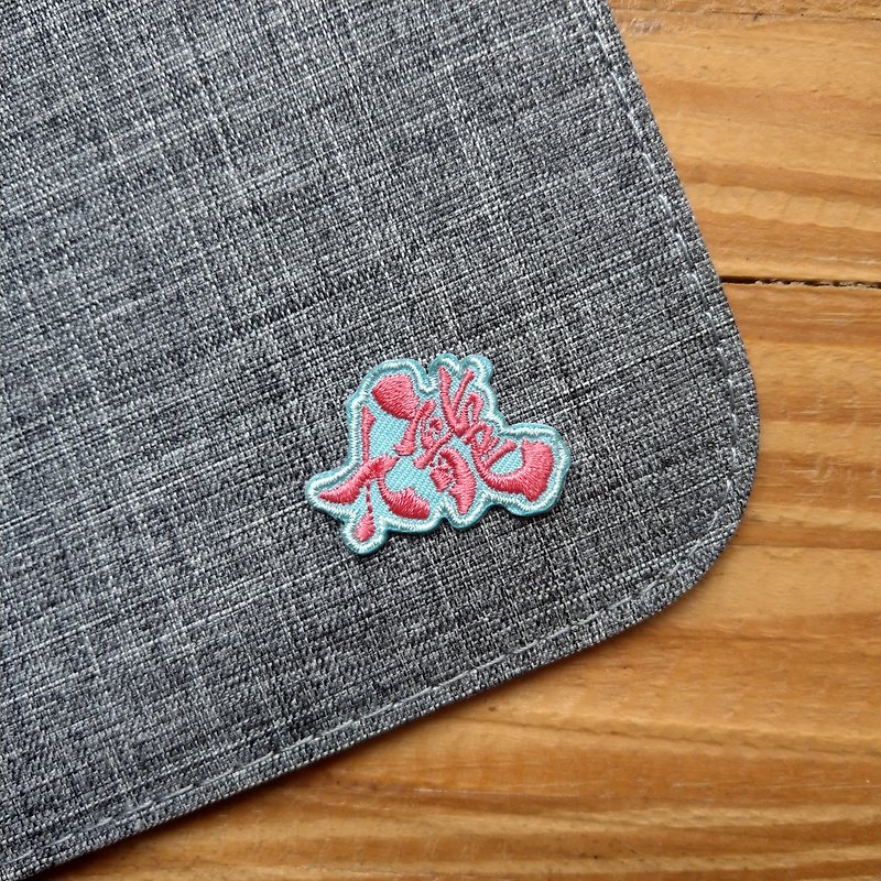 刺繍スタンプ - カオルーン - バッジ・ピンズ - 刺しゅう糸 ピンク