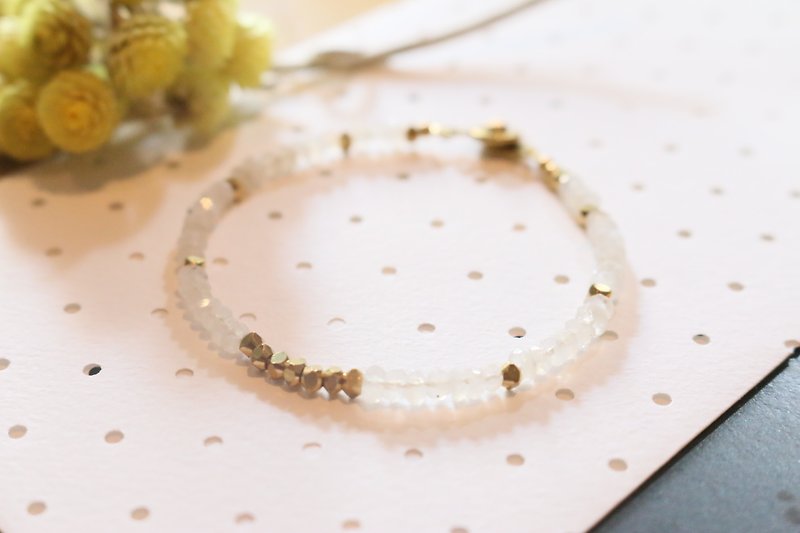 Moonstone brass bracelet 0916-Invisibility Cloak - Bracelets - Gemstone White