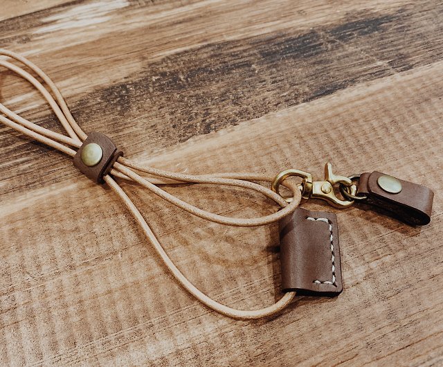BROWN LEATHER ID CARD/BADGE HOLDER WITH CORD 