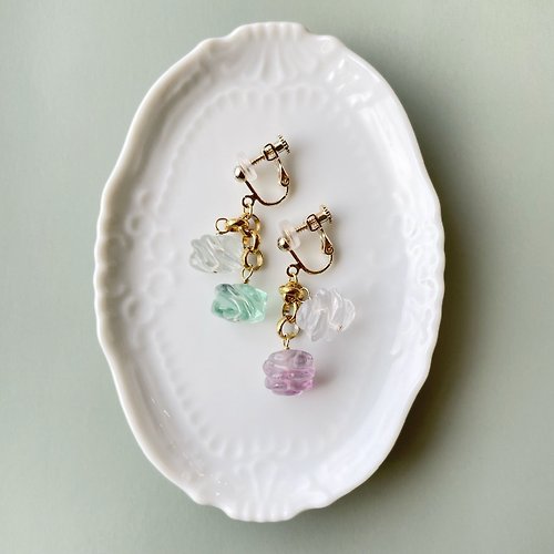 Lunka Handmade Accessories Fluorite amulet earrings ピアス/イヤリング no.2