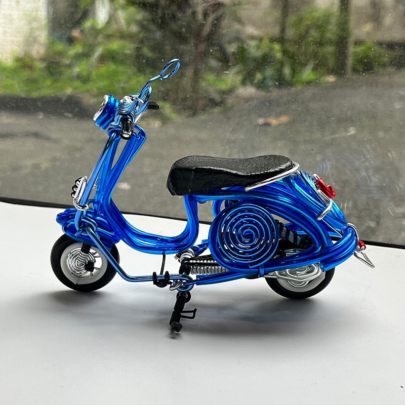 Wire lover Taiwan handmade aluminum wire craftsman aluminum wire motorcycle motorcycle Vespa - Items for Display - Aluminum Alloy Multicolor