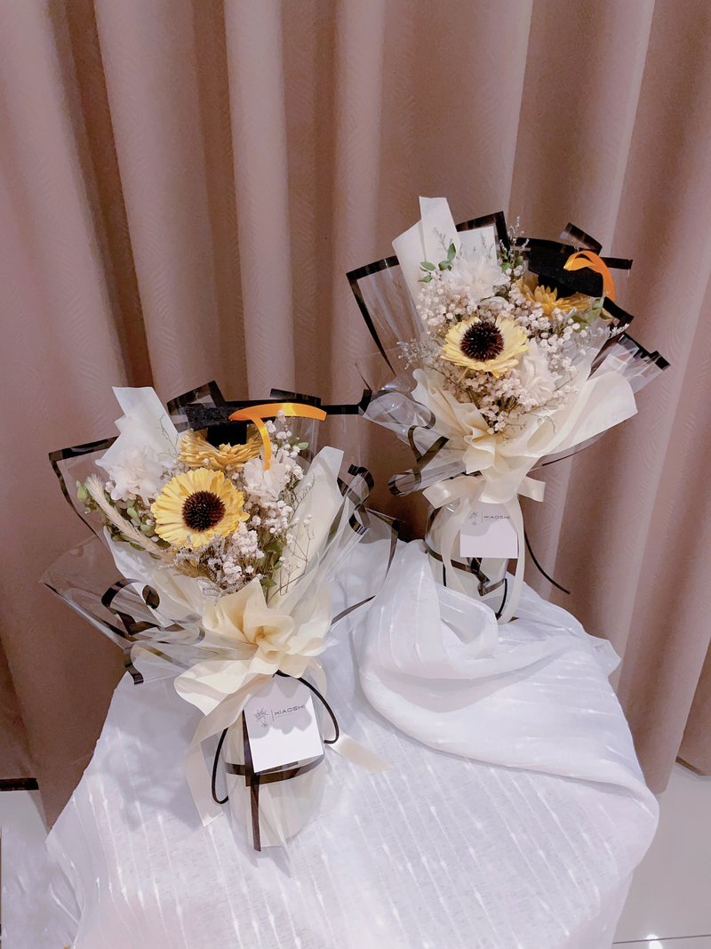 畢業花束 乾燥花花束 向日葵花束 太陽花花束 乾燥花束 畢業禮物 - 擺飾/家飾品 - 植物．花 黃色
