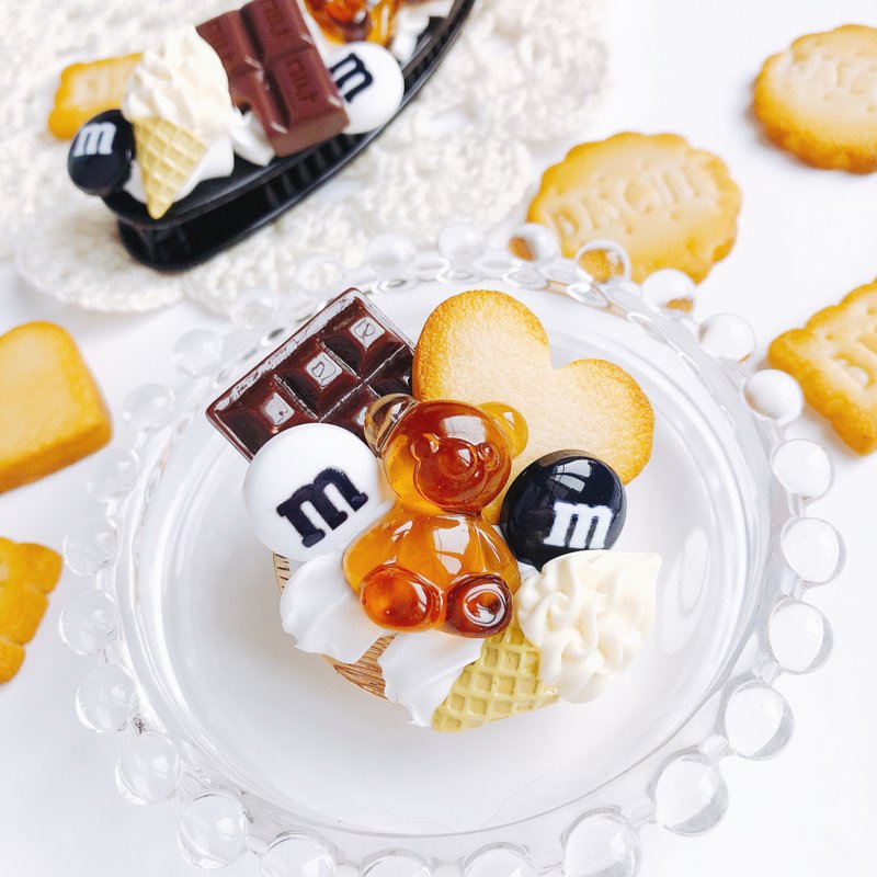 お菓子のポニーフック  スイーツデコ  フェイクスイーツ - 髮夾/髮圈 - 黏土 金色