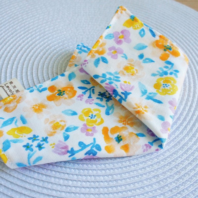 Lovely [Japanese double yarn] Flower handkerchief, hand towel, saliva towel [2 colors 1 each] - Bibs - Cotton & Hemp Multicolor