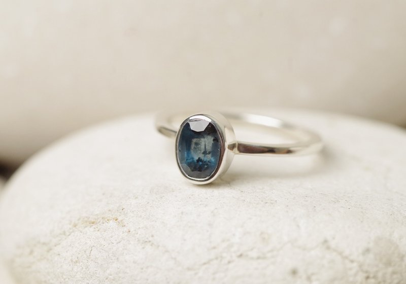 Kyanite Ring - Gemstone Ring - 戒指 - 純銀 藍色