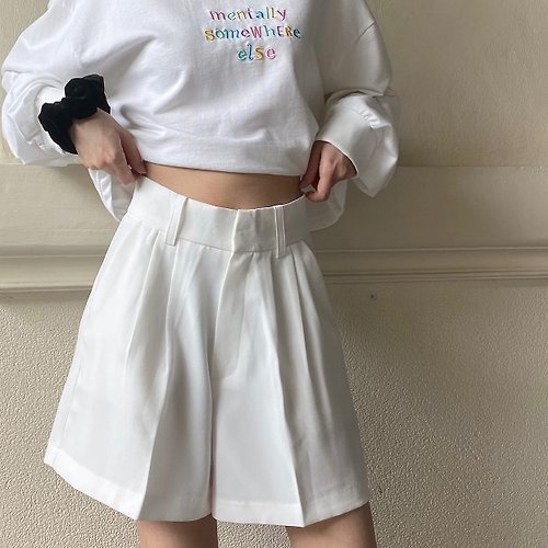 sunblush Sunblush - High-waisted shorts in white (S, M, L)
