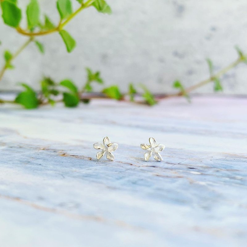 925 Sterling Silver / Flower Series-Small Frangipani Ear Pins•Small and Cute - Earrings & Clip-ons - Sterling Silver Silver