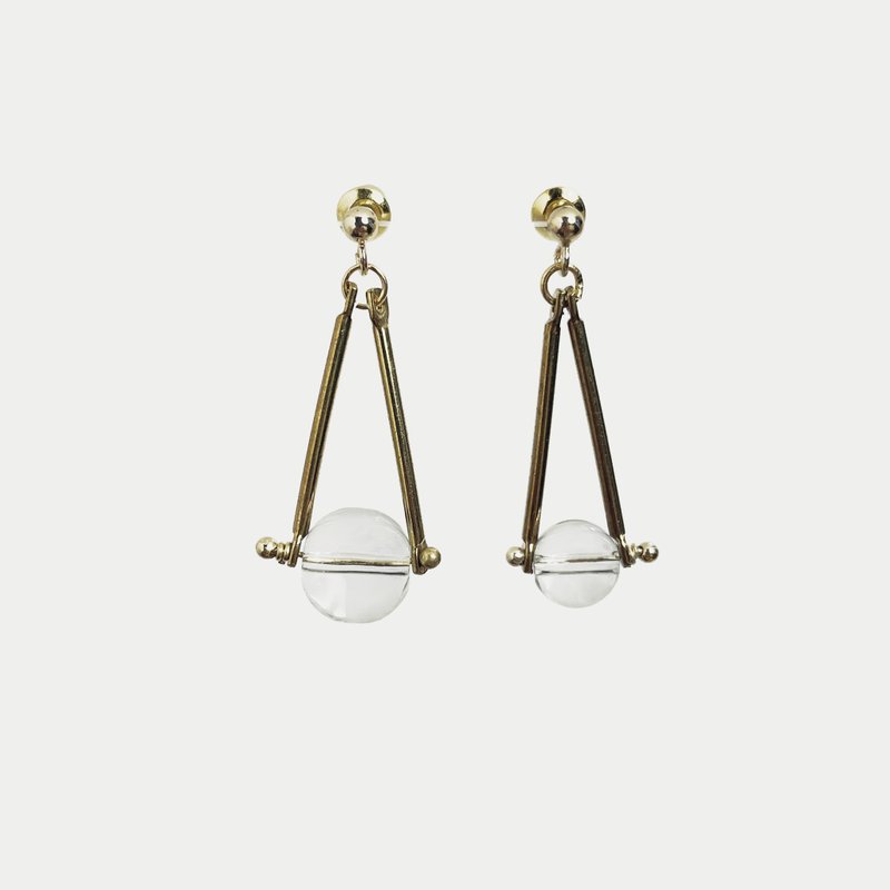 TRIFLES | Geometric Balance Glass Earrings | Minimalist Brass Design - ต่างหู - โลหะ สีใส