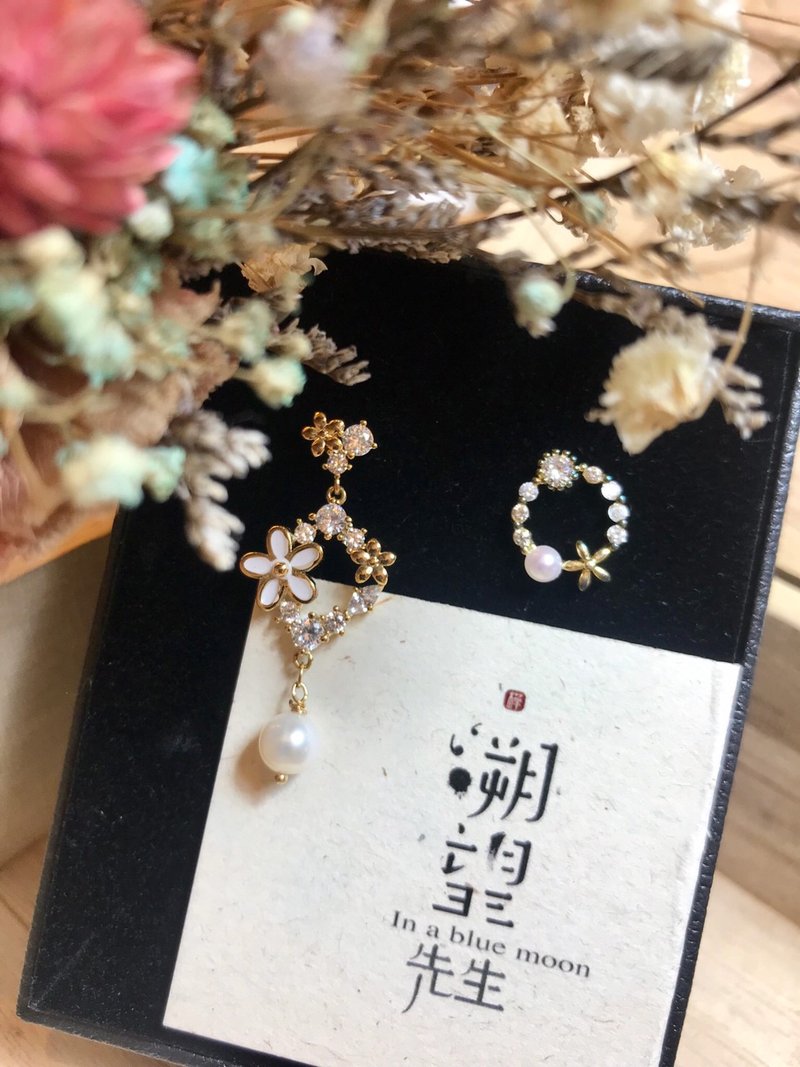 花語。極細手工。珐琅。不對稱珍珠耳環 - 耳環/耳夾/耳骨夾 - 珍珠 金色