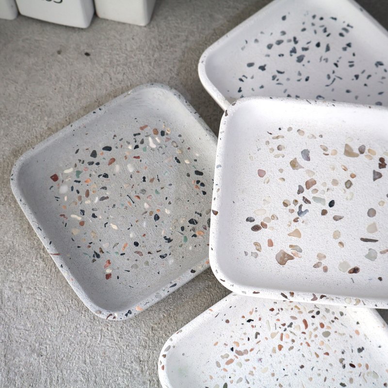 Xiaofangyuan • Stone style jewelry storage tray basin essential oil tray coaster diffuser tray - Items for Display - Other Materials Multicolor