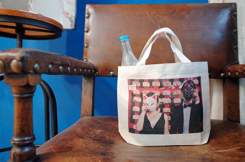 Image creation canvas bag_this is us - Handbags & Totes - Cotton & Hemp Red