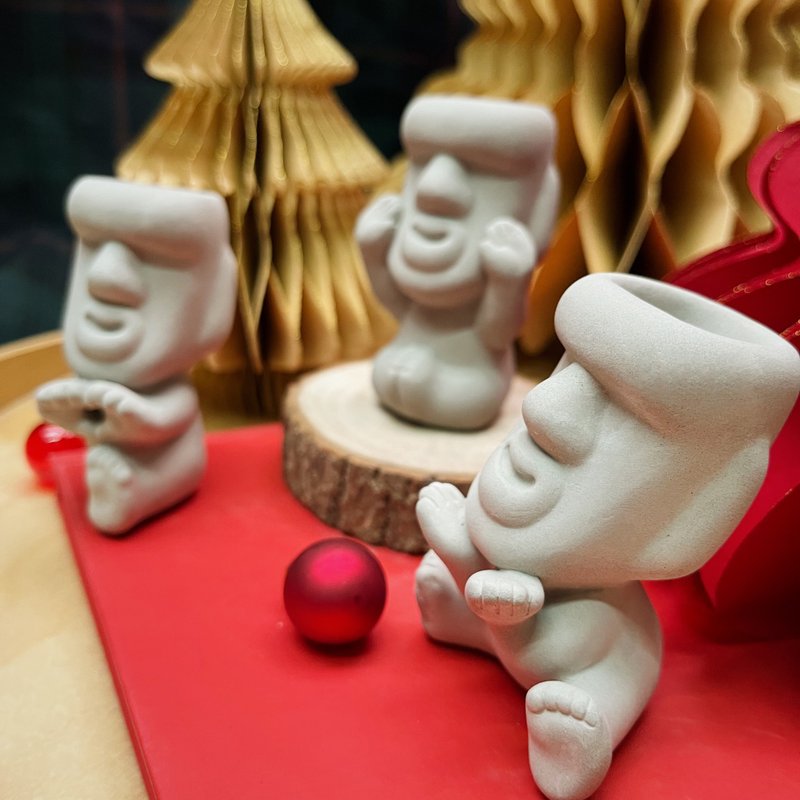 Cute  Moai 3set more more love with santa hat - Fragrances - Cement 