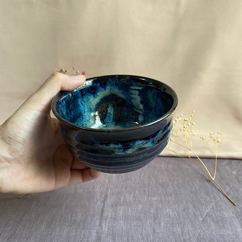 釉名x深海迷途x手工陶碗 湯碗 飯碗 花器/父親節禮物 - 碗 - 陶 藍色