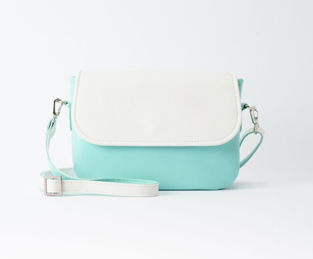 Rounded side backpack Tiffany Blue / Tiffany Blue - Shop spring