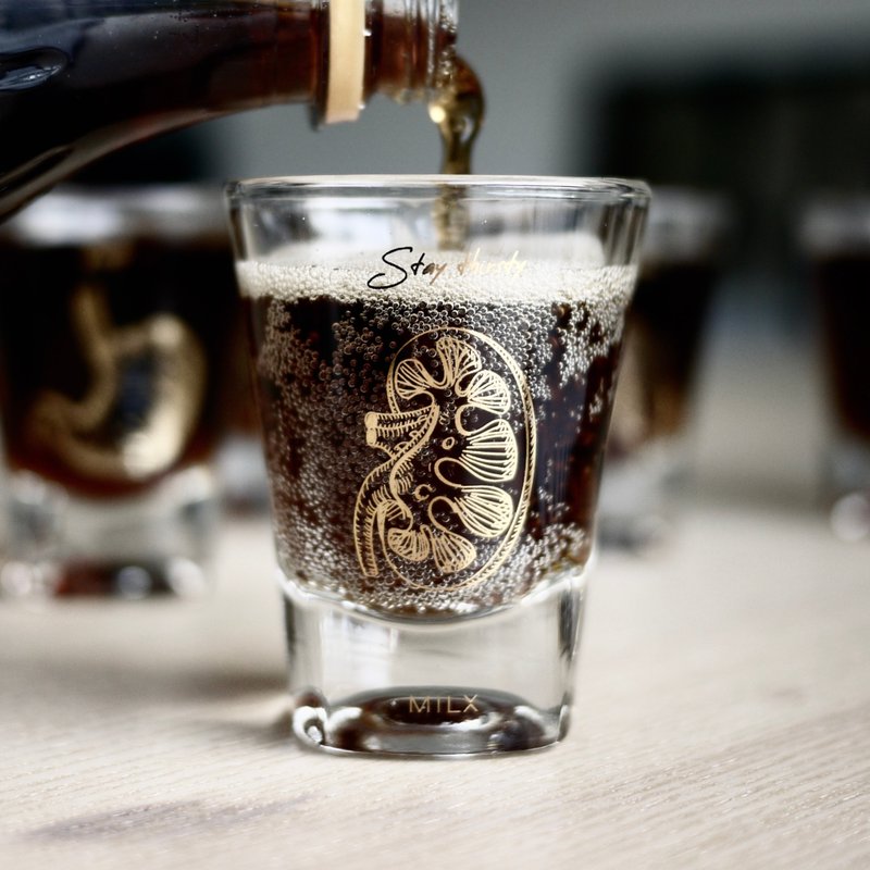 Give it a shot ! 腎臟烈酒杯 - 酒杯/酒器 - 玻璃 金色