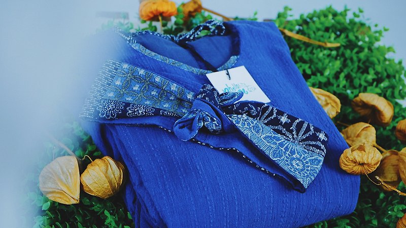 Goody Bag-肌裏竹節花柄藏藍拼布兩件組 - 洋裝/連身裙 - 棉．麻 藍色