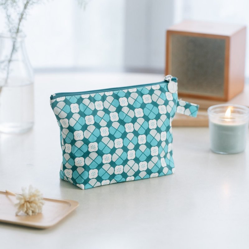 拉鏈梯形收納包/老磁磚10號/澡堂綠/經典新色III - 化妝包/收納袋 - 棉．麻 綠色