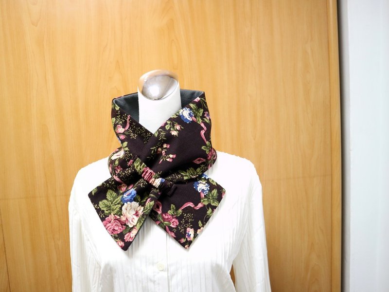 Adjustable short scarf. scarf warm neck double-sided two-color adults and children are suitable - Knit Scarves & Wraps - Other Materials Multicolor