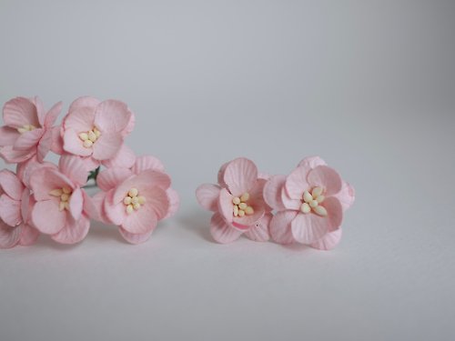 makemefrompaper Paper flower, 50 pieces, size 2.5 cm. Cherry blossom, Sakura paper, pink color.