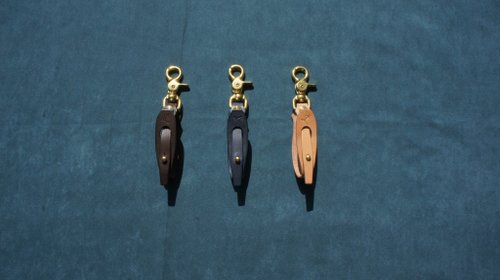 ハンドメイドレザー-ミリタリーウエストロックキーチェーン