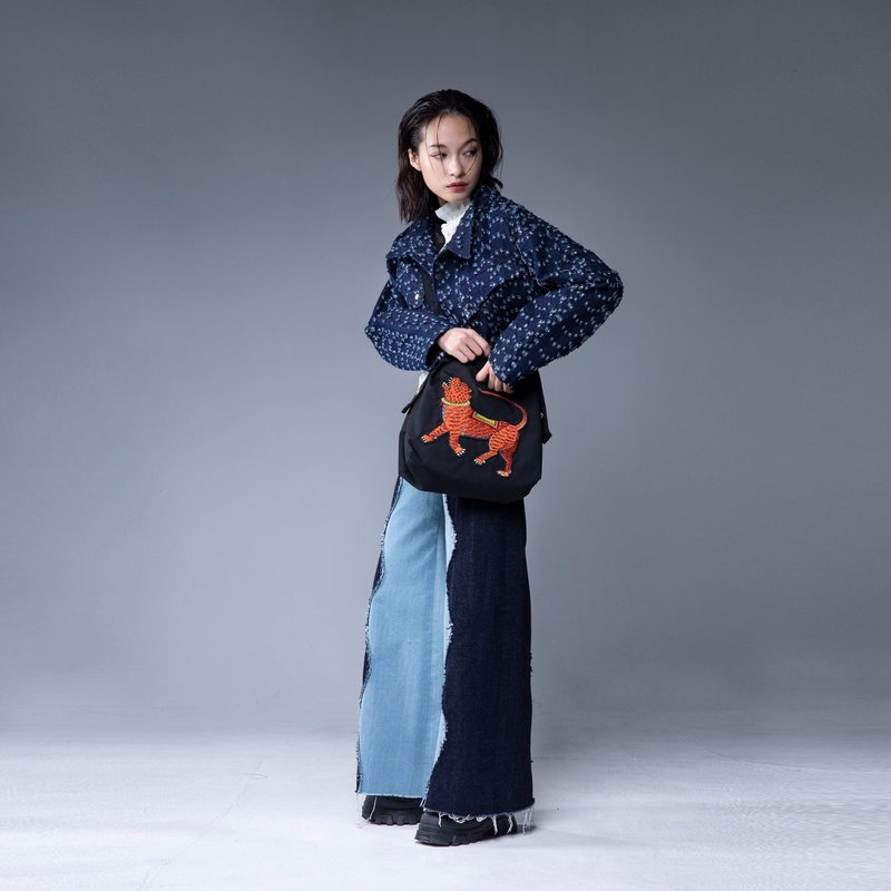 Aman No.51 短版復古騎士短夾克 特殊牛仔料 - 女大衣/外套 - 其他材質 