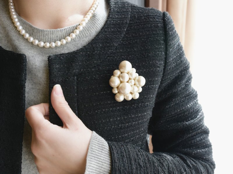 [Brooch] Cotton pearl volume bubble large - เข็มกลัด - ไข่มุก ขาว