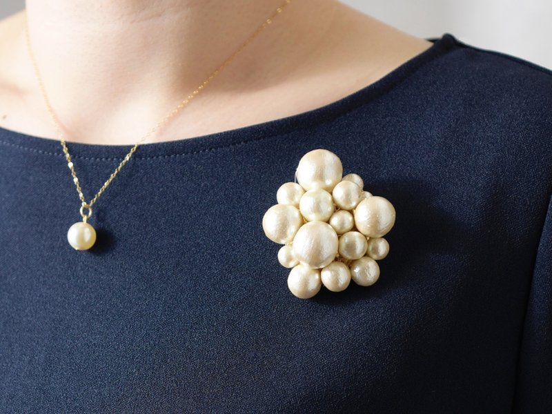 【ブローチ】コットンパール ボリューム 泡・大 - 胸針 - 其他材質 白色