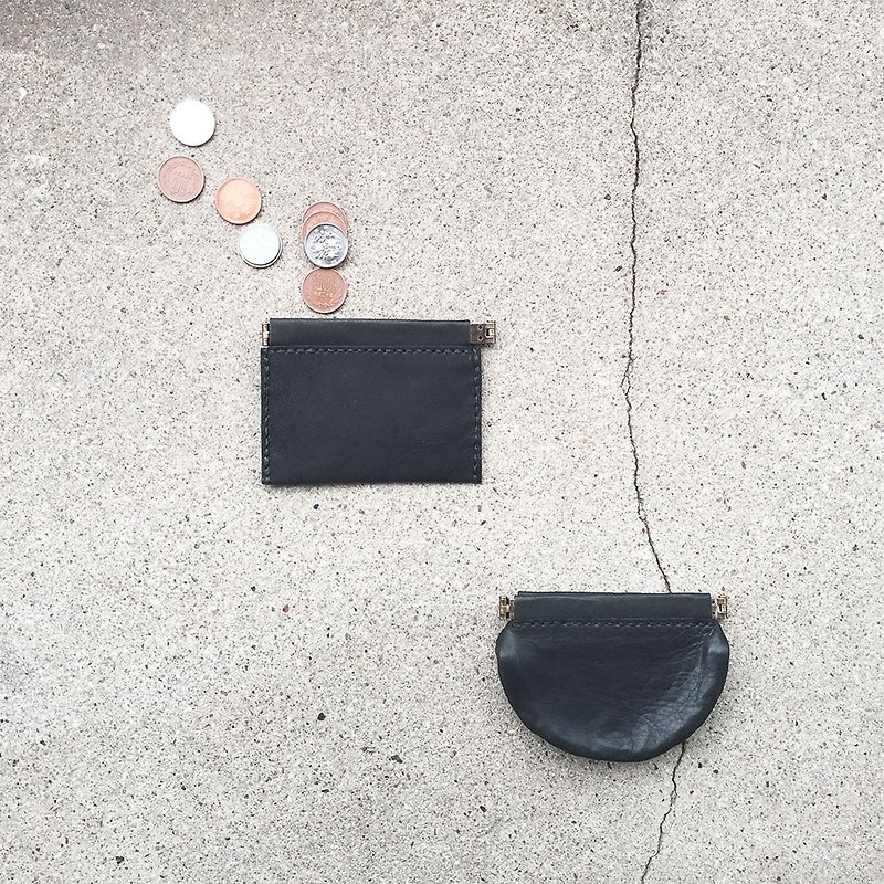 黑色彈片零錢包 - 化妝包/收納袋 - 真皮 黑色