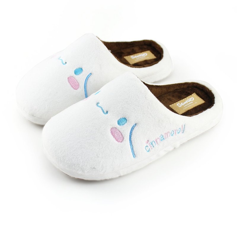 Paidal x Cinnamoroll Plush Indoor Slippers - รองเท้าแตะในบ้าน - วัสดุอื่นๆ ขาว