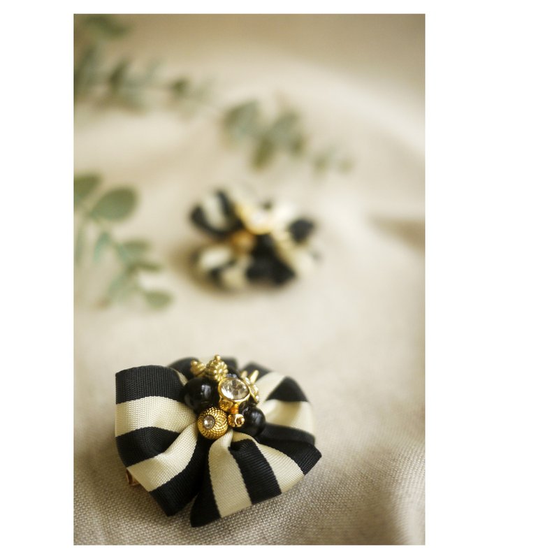 非典型女子 - 金 | 胸花髮飾 | brooch & hair clip | 圍巾好幫手 - 胸針 - 其他材質 多色