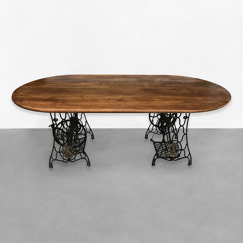 Retro Industrial Tailor Cart Oval Dining Table CU017 - โต๊ะอาหาร - ไม้ 