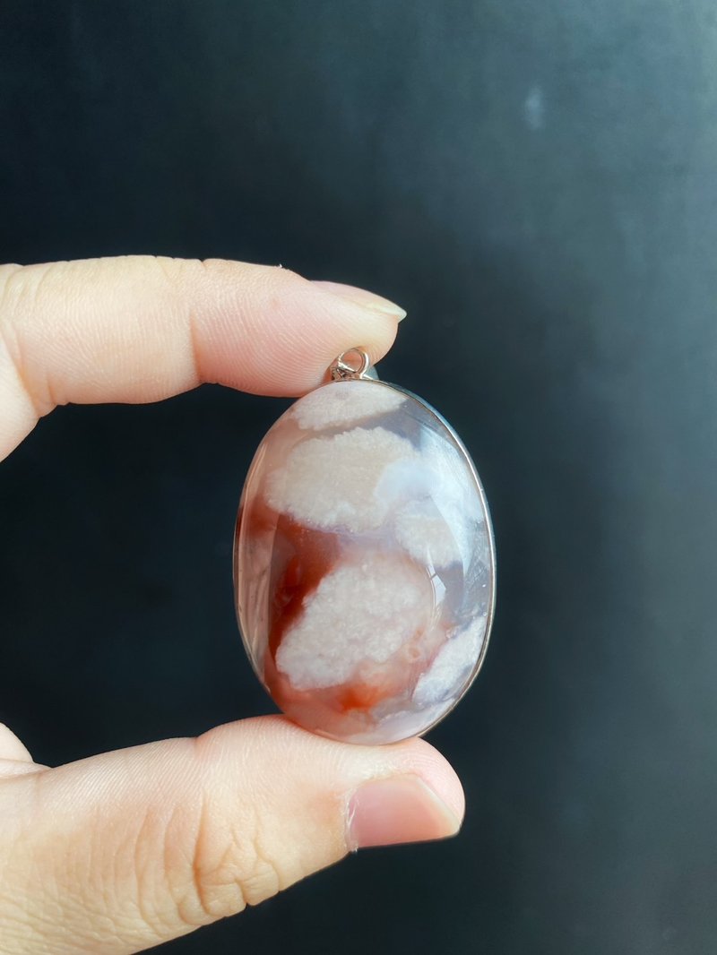 牛血紅水中花 S925銀鑲 櫻花瑪瑙 吊墜 項鍊 意境炸花原礦藝術品 - 項鍊 - 水晶 紅色