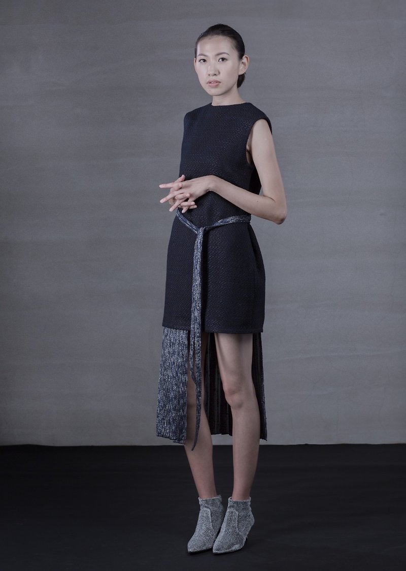 YIBO/深藍色毛呢百摺裙洋裝 - 連身裙 - 其他材質 