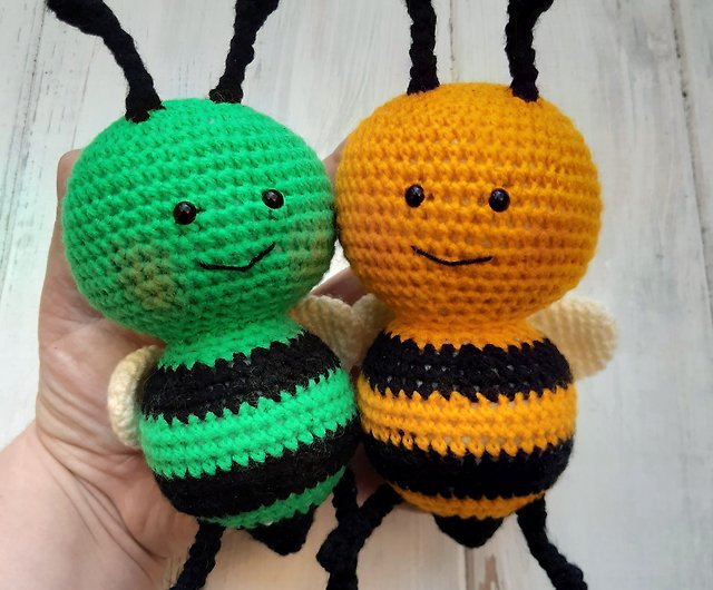 Crochet Bee, Crochet Plushies, Stuffed Animals, Yellow and Black, Amigurumi