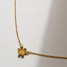 Tiny Six petal Necklace 925 Sterling Silver - Gold 9K plated