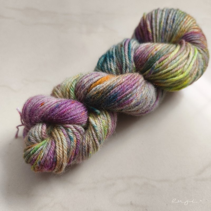 lufi~ Hand-dyed thread Merino DK Pangpang 100g wool hand-dyed thread - Knitting, Embroidery, Felted Wool & Sewing - Wool 