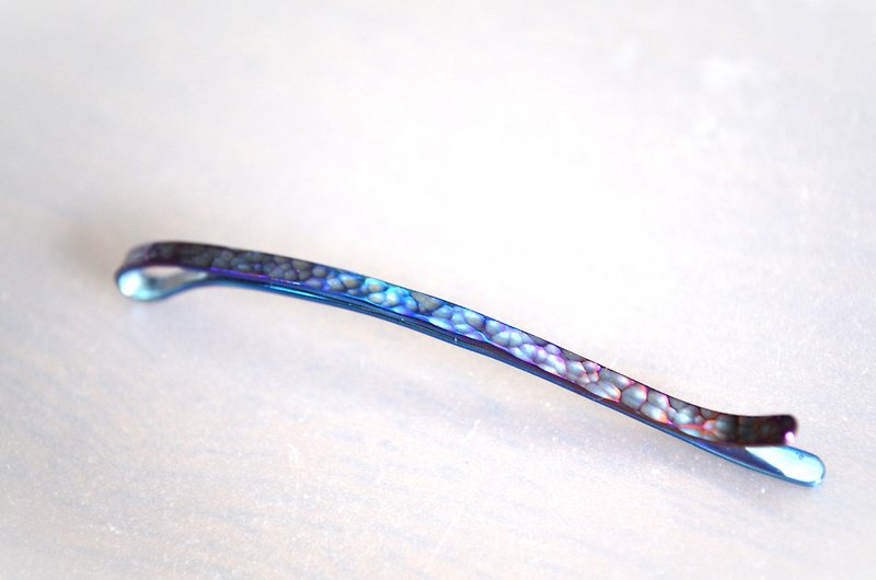 Titanium hairpin・71mm・Slightly adult pure titanium hairpin・round hammered eye・purple・blue・B - Hair Accessories - Other Metals Multicolor