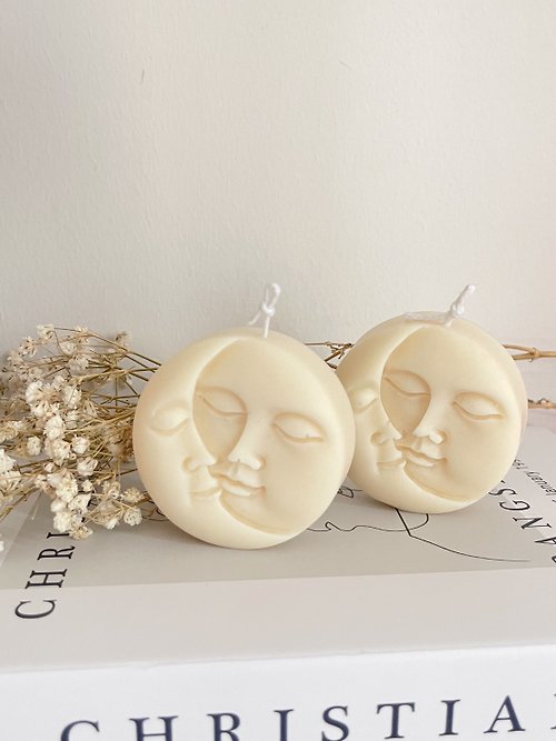 cirrusxxstudio Moon Lover scented candles, soy candles, smokeless, paraffin free, scented candles for home decoration