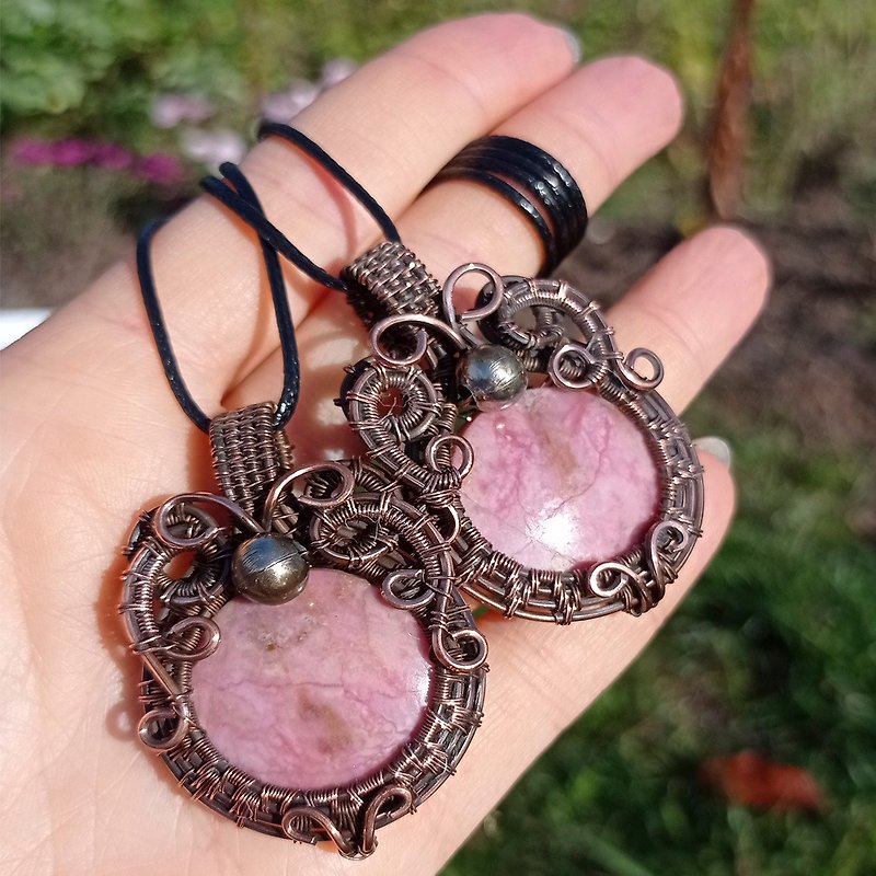 Unique jewelry Mother Daughter Couple pendant.Gift for a Sister and a myself . - Necklaces - Semi-Precious Stones Pink
