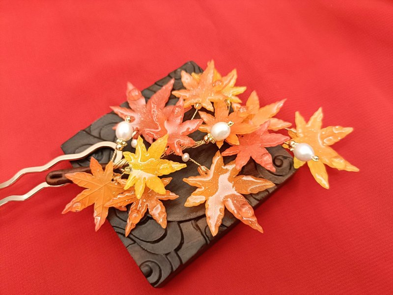 楓紅霜葉 古風楓葉熱縮花髮簪髮飾飾品 - 髮夾/髮圈 - 其他材質 橘色