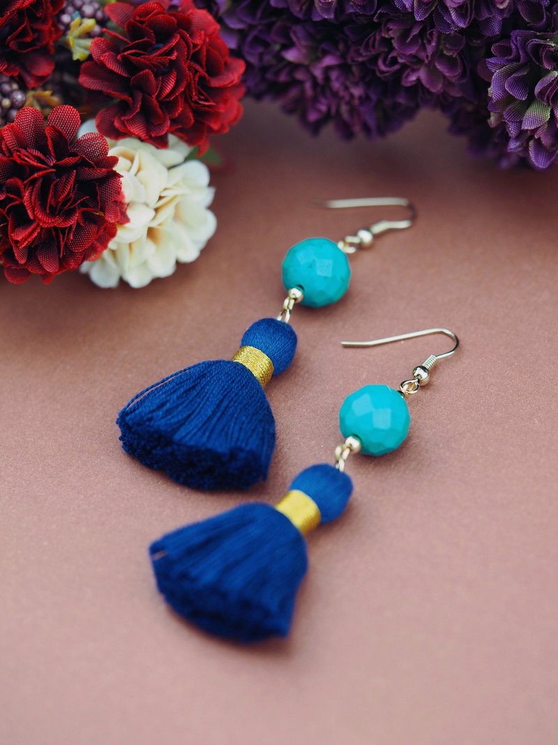 Turquoise earrings/ Statement bohemian blue tassel earrings - 耳環/耳夾/耳骨夾 - 寶石 藍色