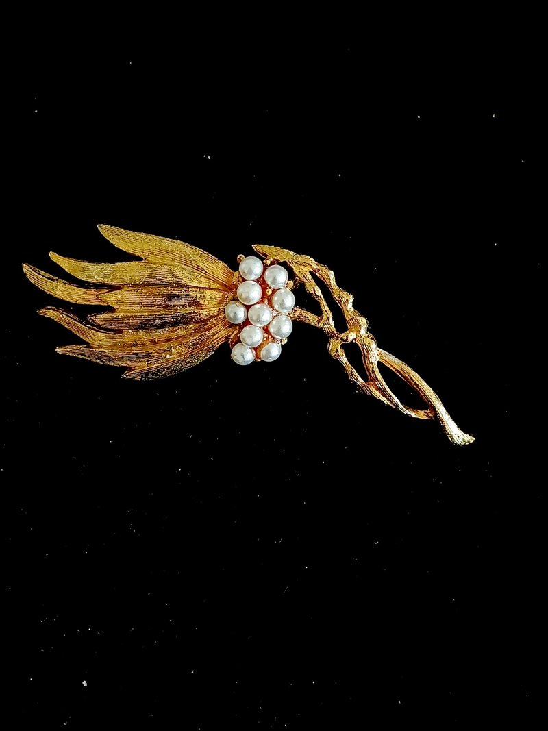 vintage jewelry 典雅金色珍珠羽翼枝葉 別針 - 胸針 - 其他金屬 