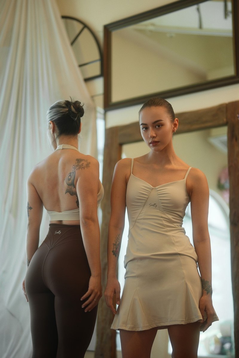 Flying Apsaras Beige Short Dress - ชุดเดรส - ไฟเบอร์อื่นๆ ขาว