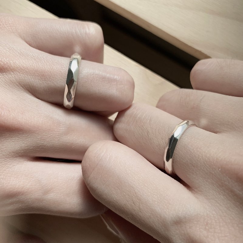 925 Silver Edge Couple Rings (Glossy) / Christmas gift - แหวนคู่ - เงินแท้ สีเงิน