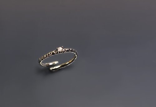 Maple jewelry design 小品系列-細鍊透明寶石925銀開口戒